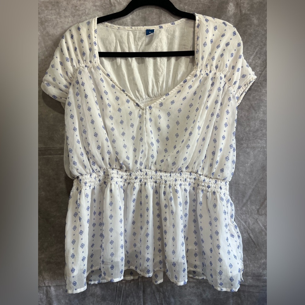 Old navy blouse